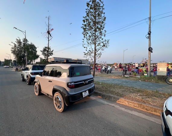 THUÊ XE VF3 LONG AN 